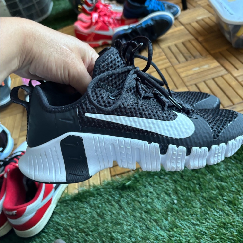 Nike metcon black and white - Picture 6 of 9
